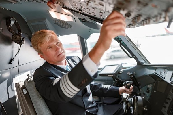 Comment faire pour que votre bébé dorme dans l'avion